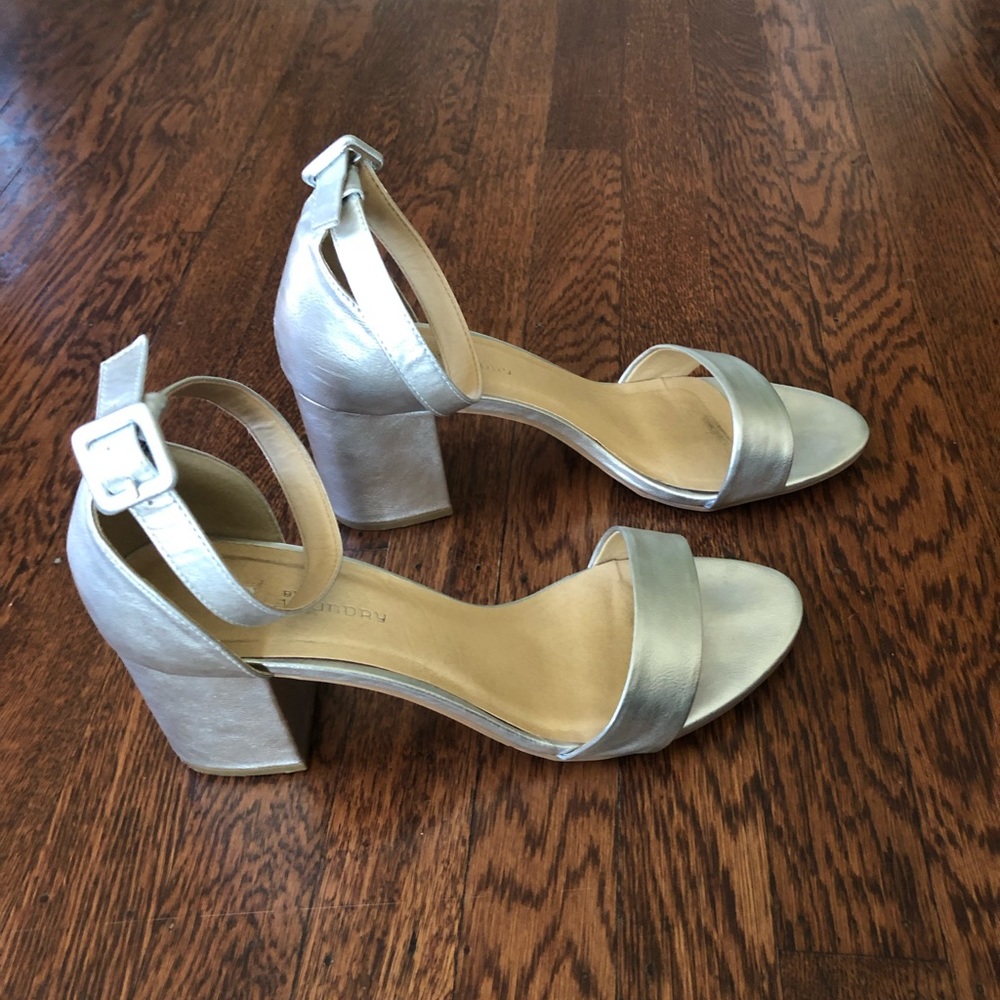 Chinese Laundry Silver Woodblock Heel